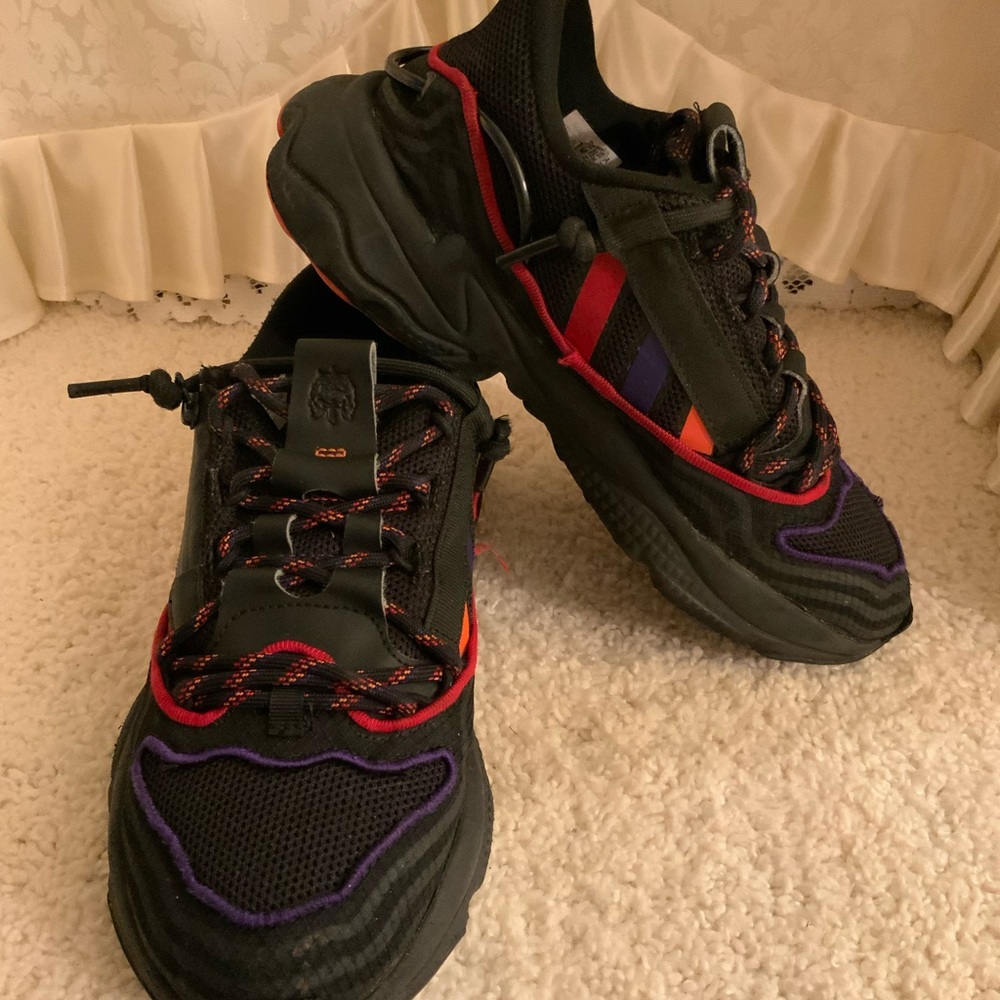 ADIDAS OZWEEGO CHINESE NEW YEAR SNEAKER YOUTH